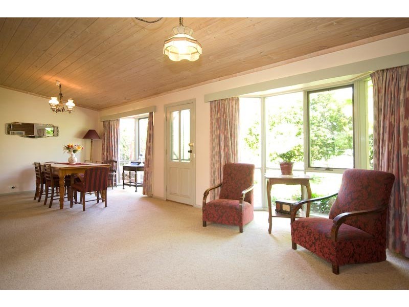 44 Grant Ave, Gisborne VIC 3437