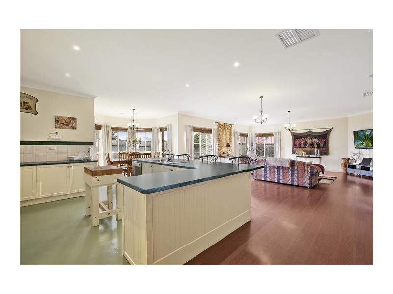48 Chessy Park Drive, New Gisborne VIC 3438
