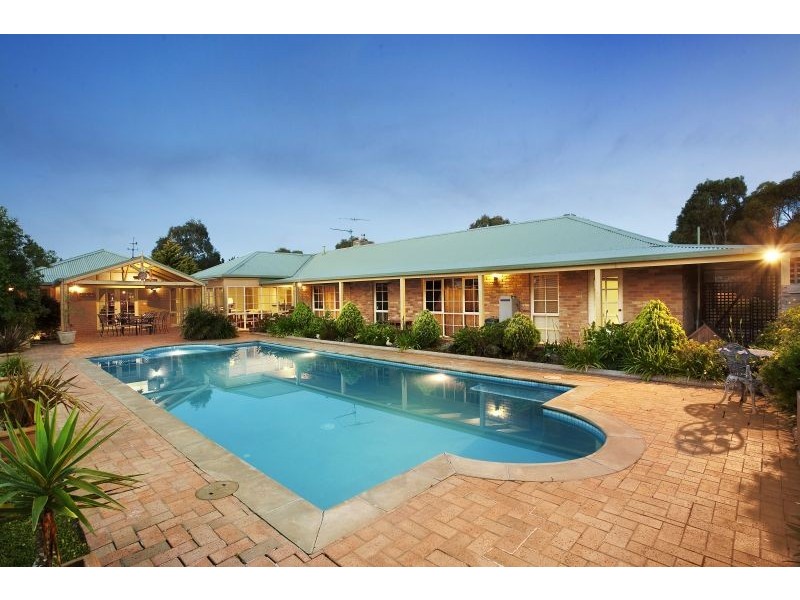 136 TWEDDLE ROAD *, Gisborne South VIC 3437