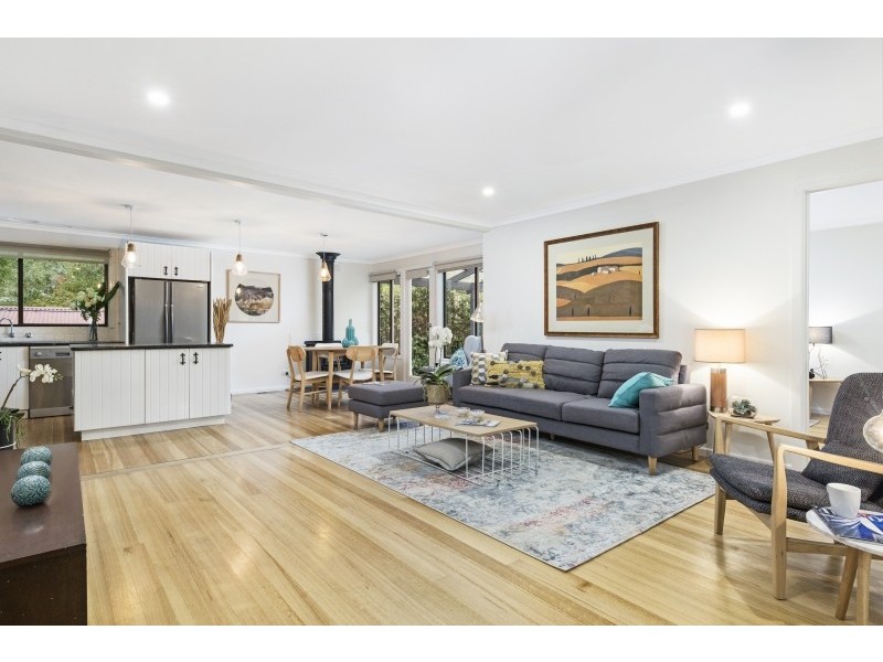 32 Turritable Road, Mount Macedon VIC 3441