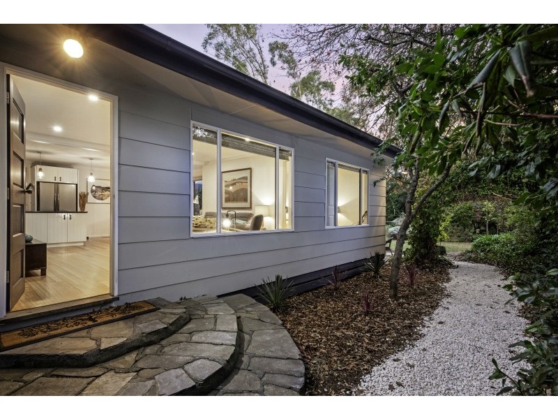 32 Turritable Road, Mount Macedon VIC 3441