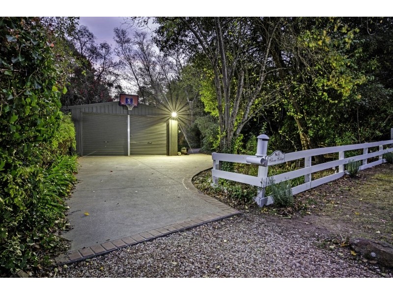32 Turritable Road, Mount Macedon VIC 3441