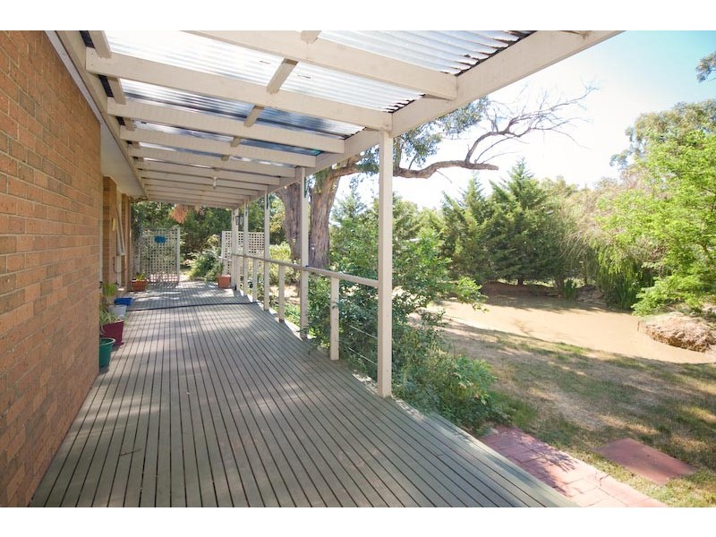 96 Amess Rd, Riddells Creek VIC 3431