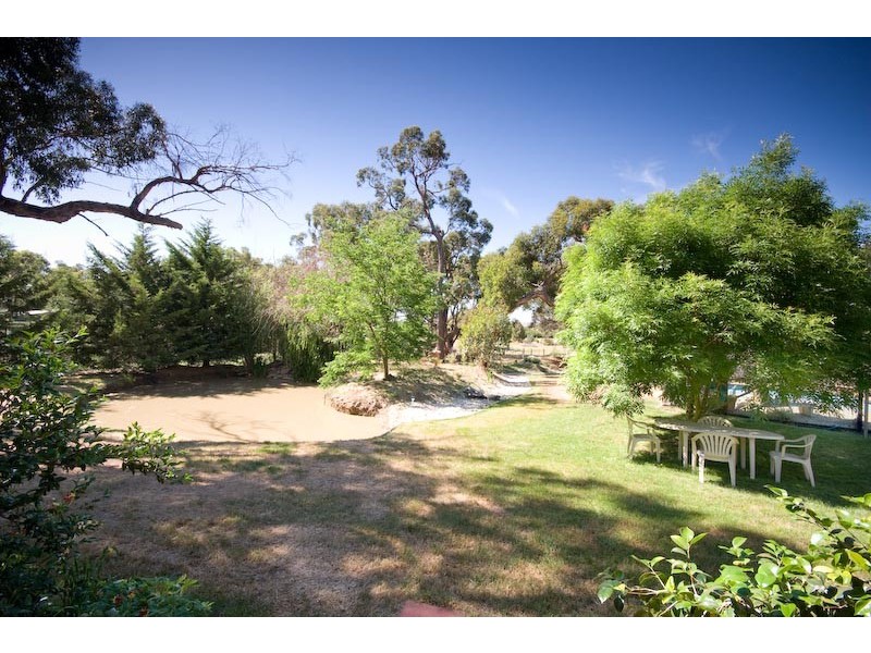 96 Amess Rd, Riddells Creek VIC 3431