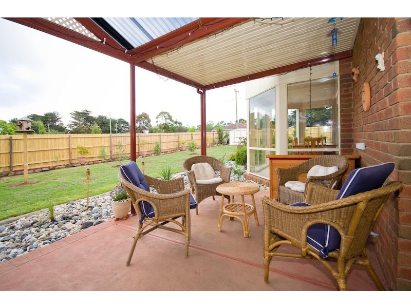 10 Slattery Crs, Gisborne VIC 3437