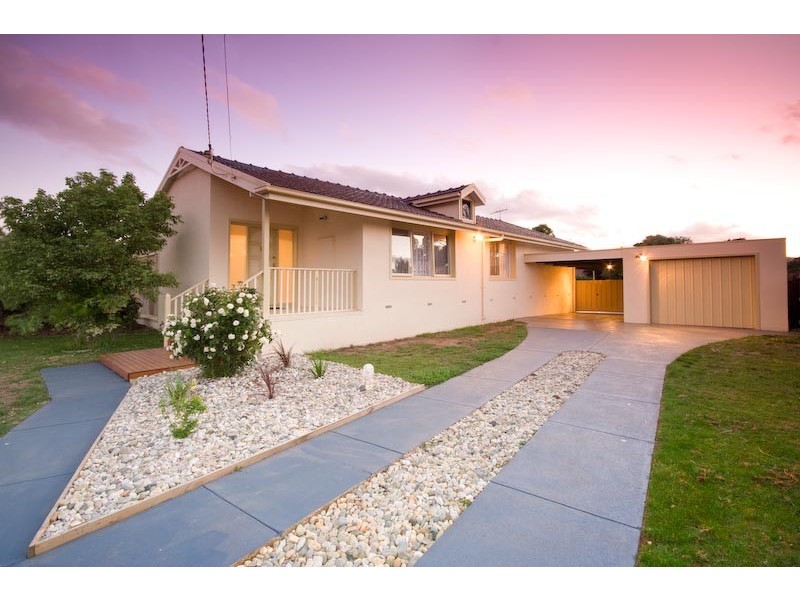 5 CARROLL COURT, Gisborne VIC 3437