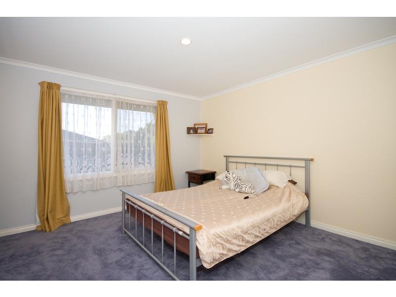 5 CARROLL COURT, Gisborne VIC 3437