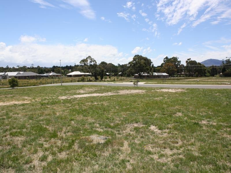 Lot 5 Francis Crs*, Gisborne VIC 3437