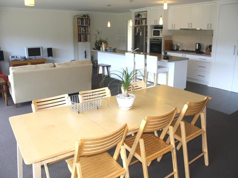 20 Honour Avenue, Macedon VIC 3440