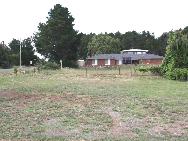 1 Wyralla Crescent, Gisborne VIC 3437