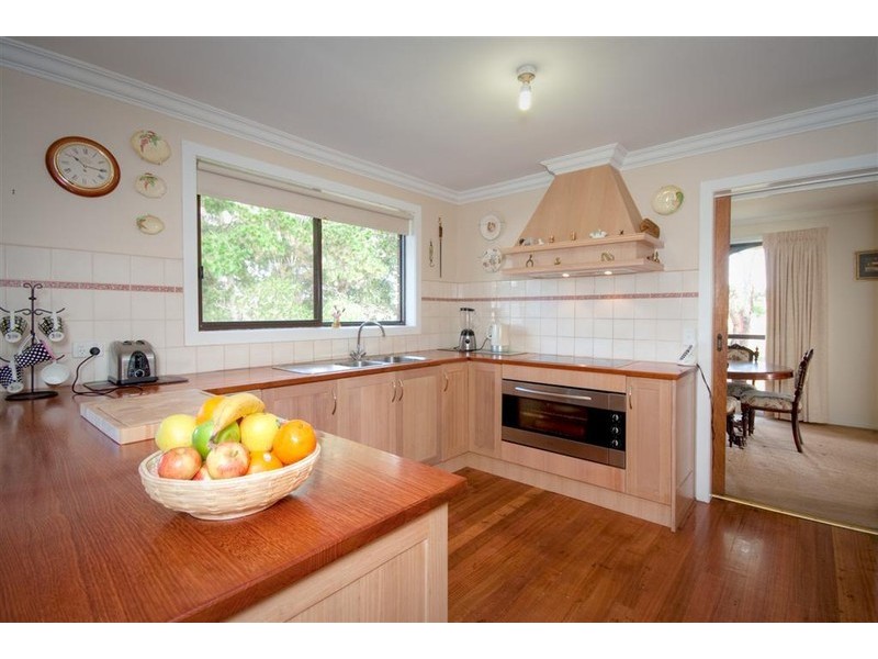 56 Horneman Road, Gisborne South VIC 3437