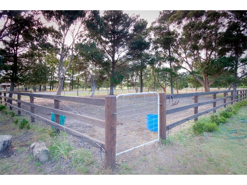 56 Horneman Road, Gisborne South VIC 3437