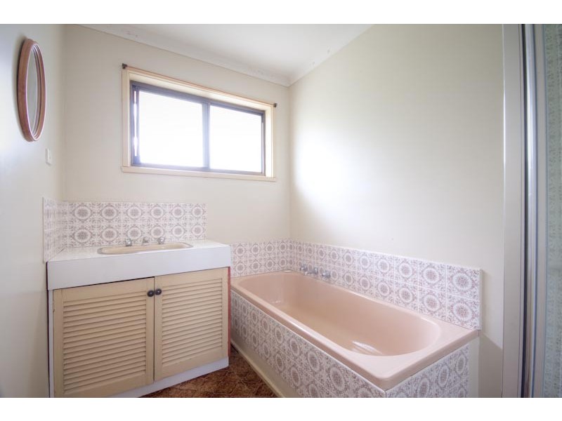 4 Keily Rd, Gisborne VIC 3437