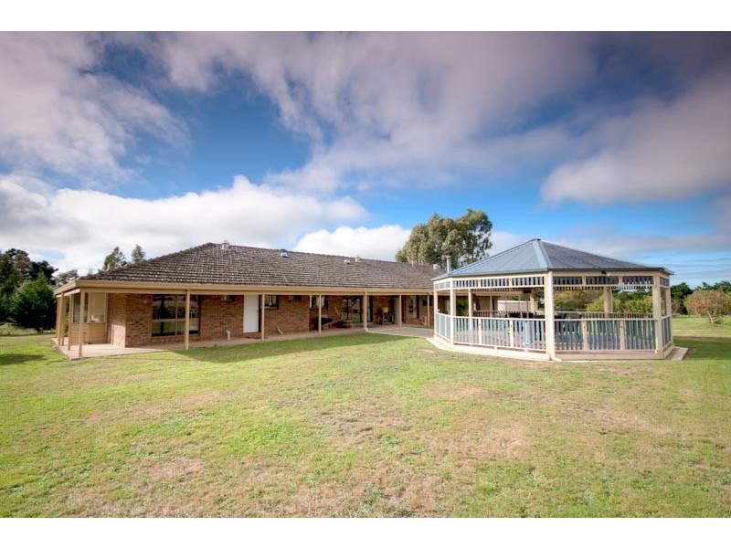 60 Cabbage Tree Lane, Gisborne VIC 3437