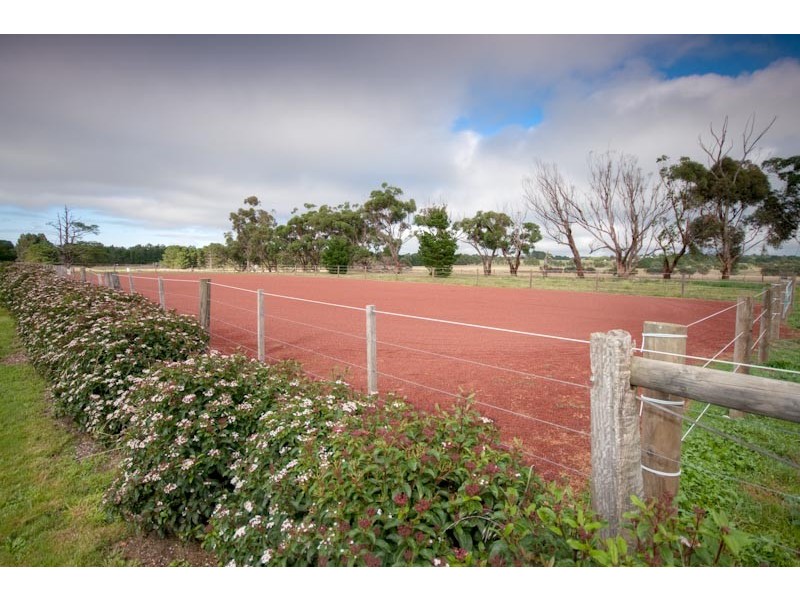 60 Cabbage Tree Lane, Gisborne VIC 3437