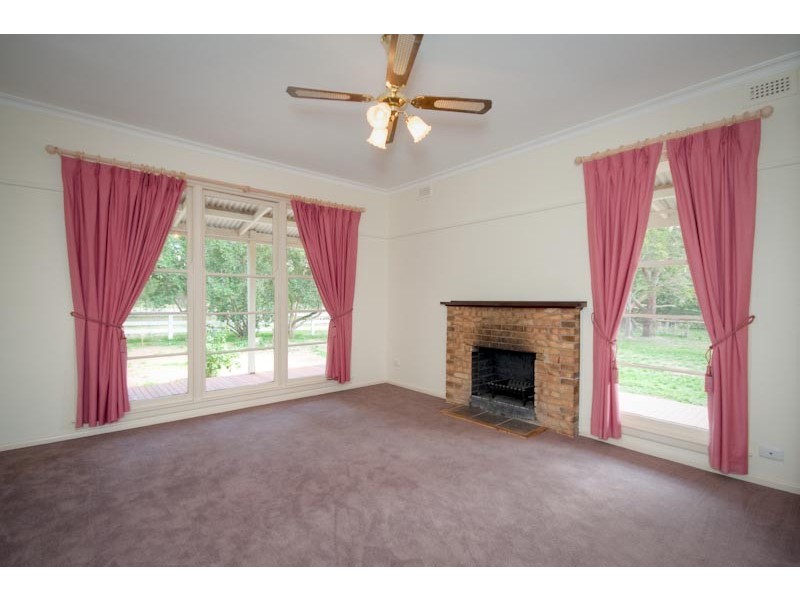233A Gisborne/Melton Rd, Toolern Vale VIC 3337