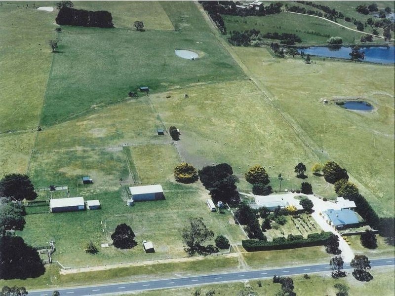 1275 Bacchus Marsh Rd*, Bullengarook VIC 3437