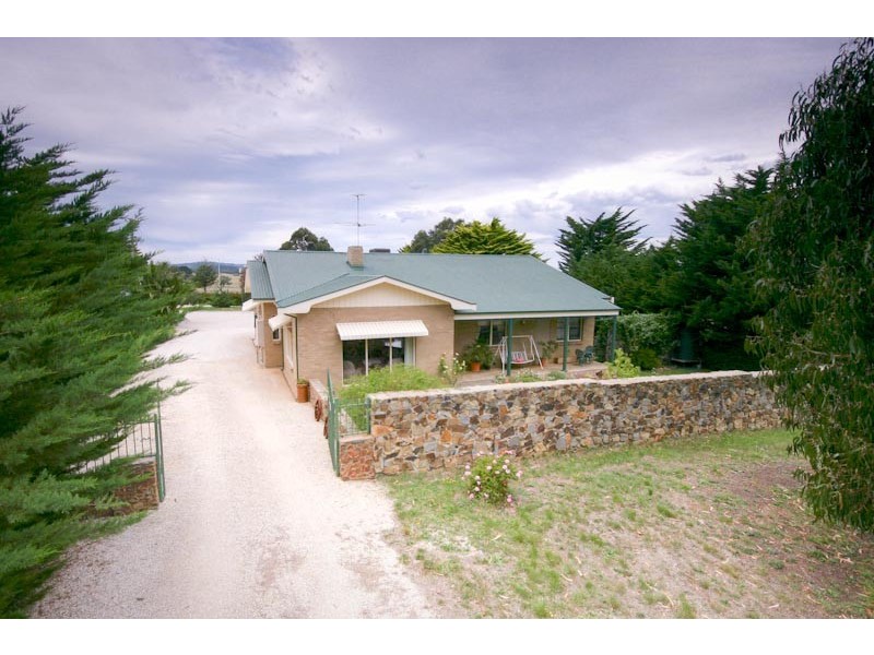 1275 Bacchus Marsh Rd, Gisborne VIC 3437