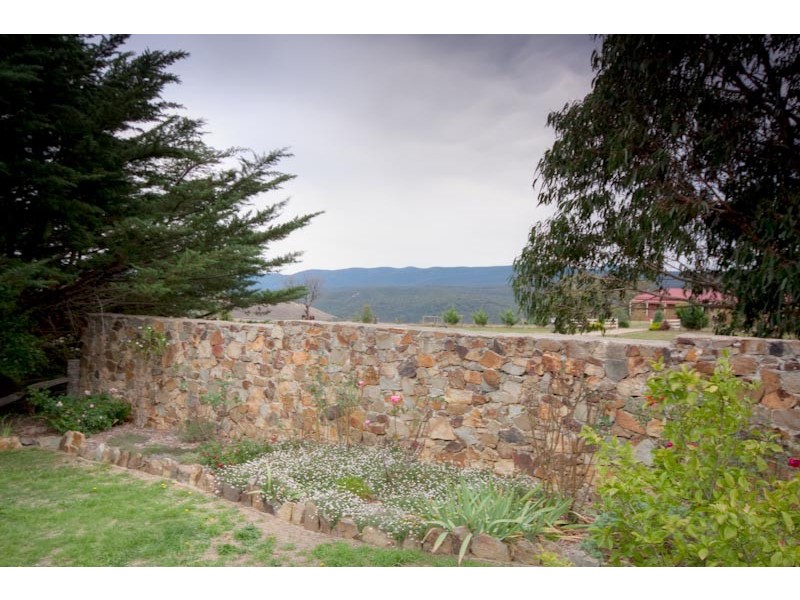 1275 Bacchus Marsh Rd, Gisborne VIC 3437