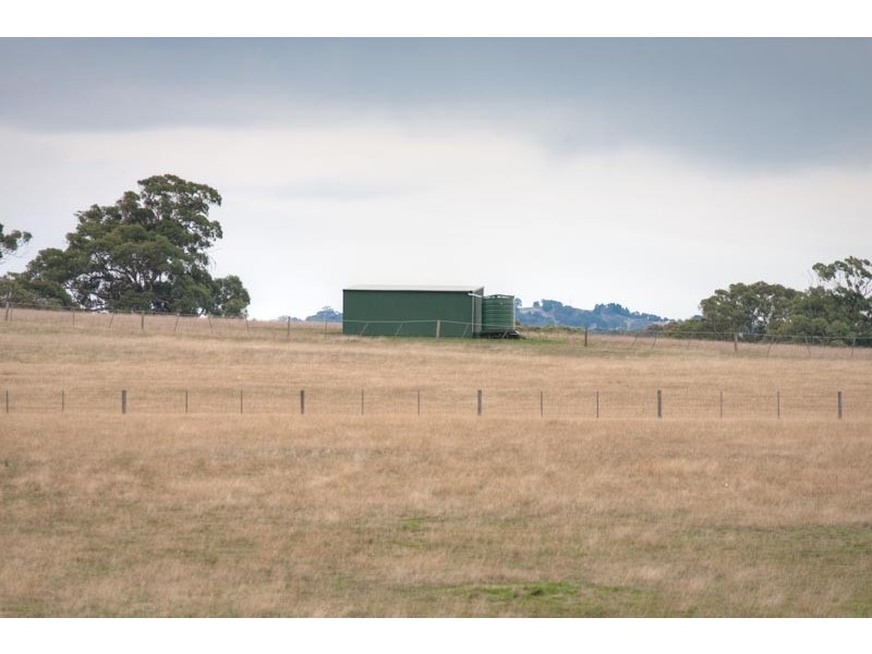 1275 Bacchus Marsh Rd, Gisborne VIC 3437