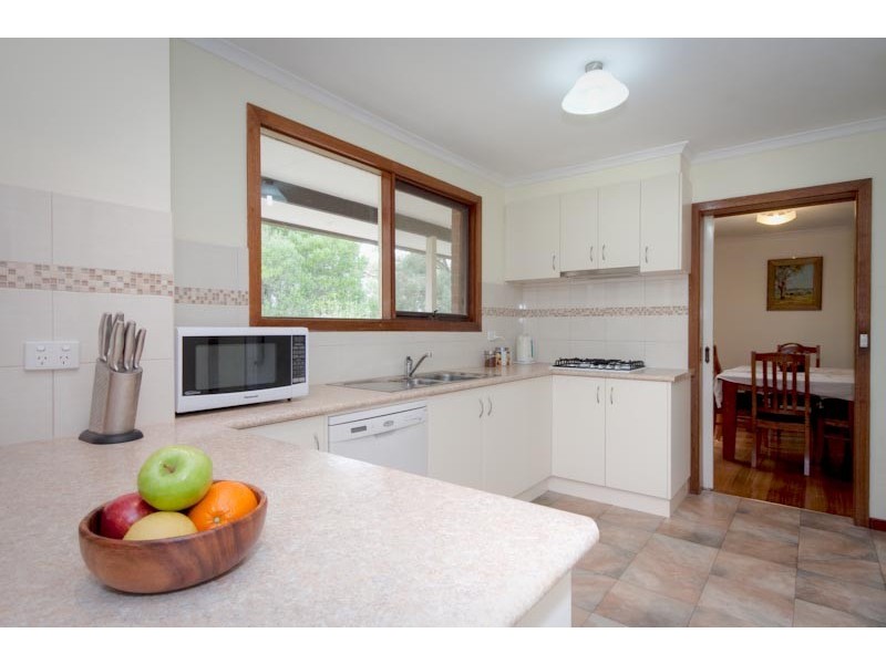 11 Plantation Rd, Riddells Creek VIC 3431