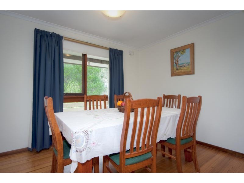 11 Plantation Rd, Riddells Creek VIC 3431