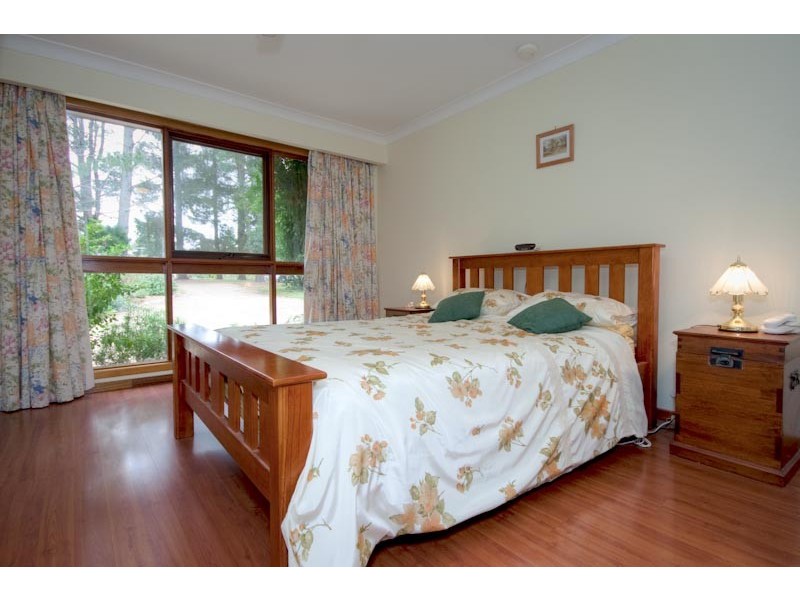 11 Plantation Rd, Riddells Creek VIC 3431