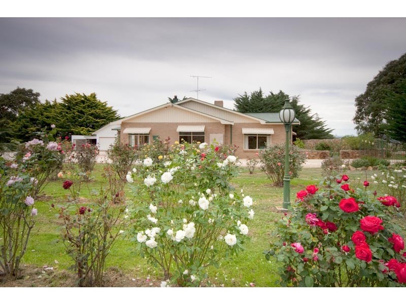 1275 Bacchus Marsh Rd, Bullengarook VIC 3437
