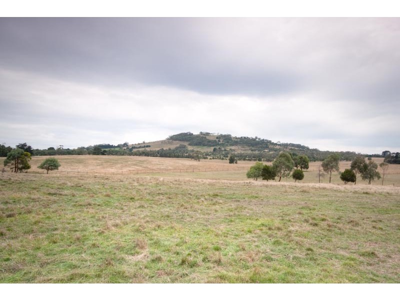 1275 Bacchus Marsh Rd, Gisborne VIC 3437