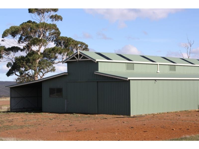 1138 GISBORNE-BACCHUS MARSH ROAD, Bullengarook VIC 3437