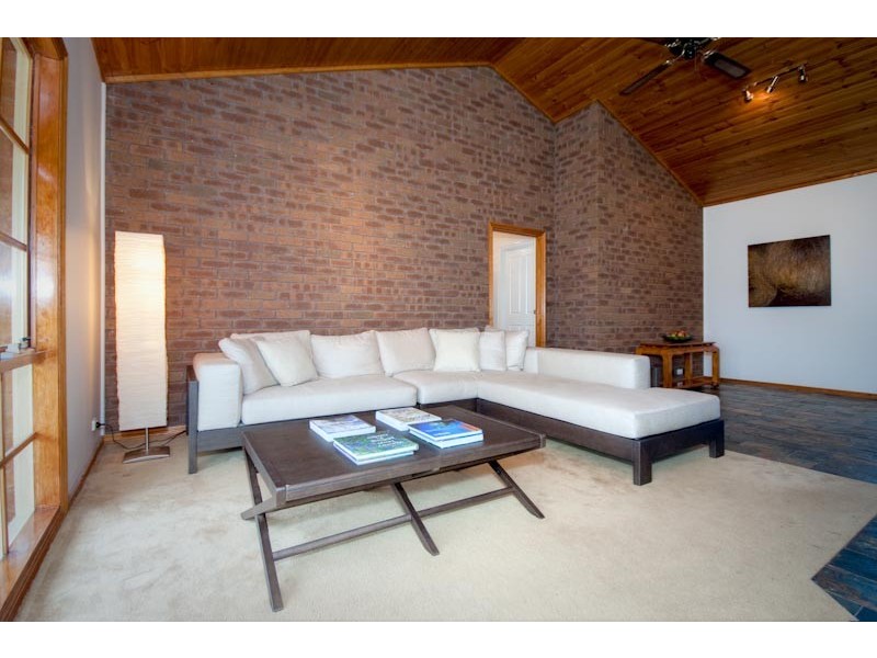 53 Stanton Crt*, Gisborne South VIC 3437