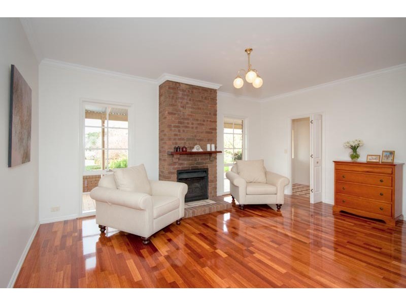 53 Stanton Crt*, Gisborne South VIC 3437