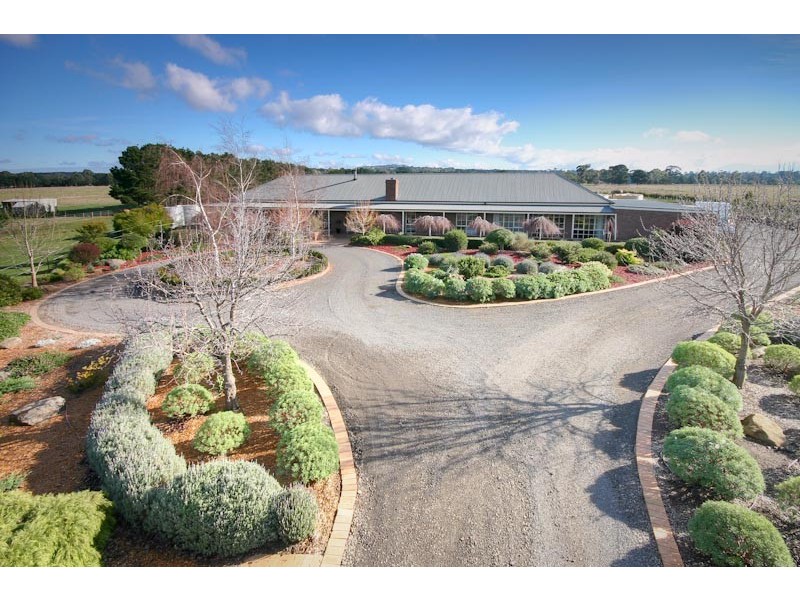 53 Stanton Crt*, Gisborne South VIC 3437