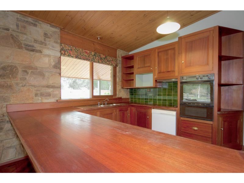 76 Frost Lane, Riddells Creek VIC 3431