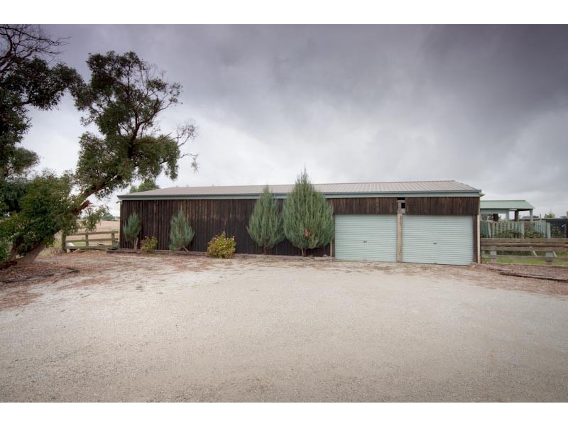 76 Frost Lane, Riddells Creek VIC 3431