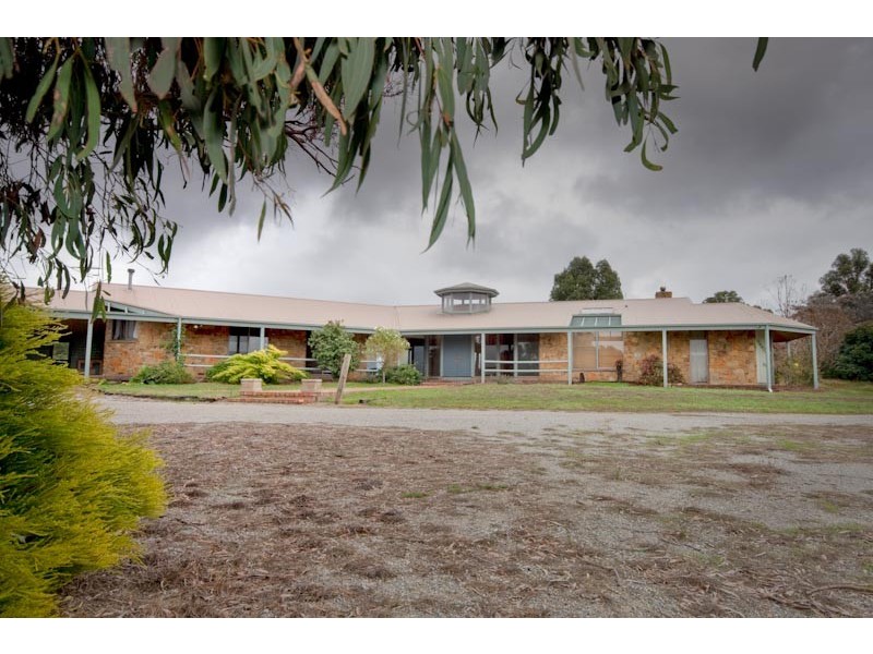 76 FROST LANE, Riddells Creek VIC 3431