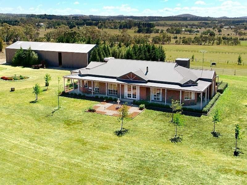 54 Mt. Charlie Rd, Riddells Creek VIC 3431