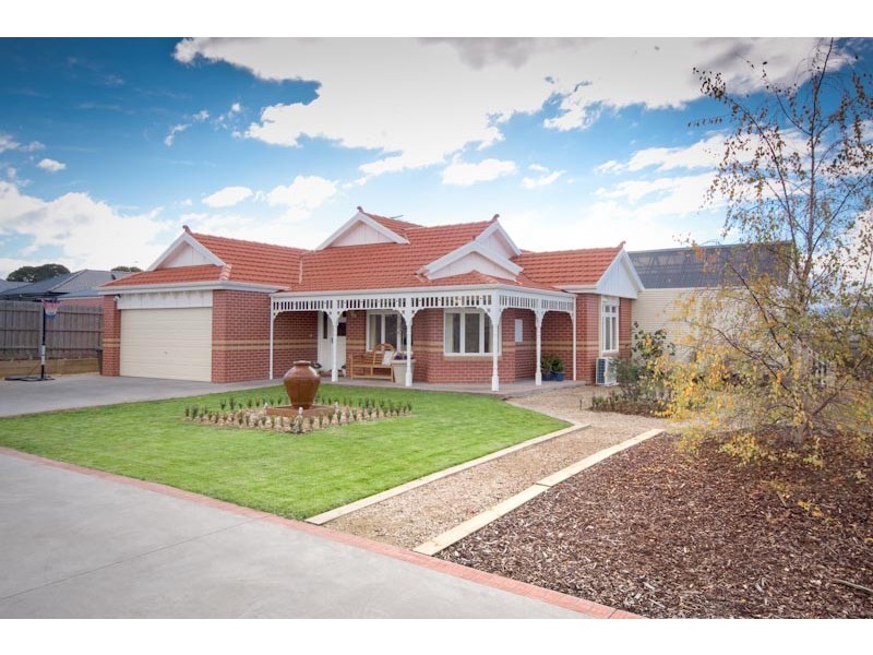 13 Choice Place, Gisborne VIC 3437