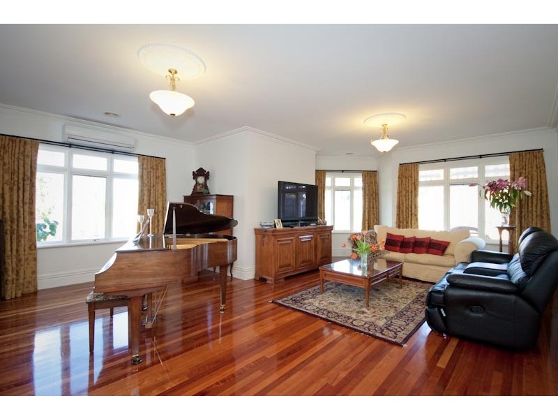 13 Choice Place, Gisborne VIC 3437