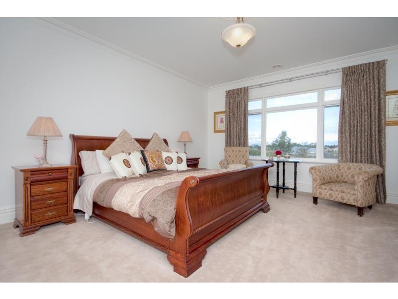 13 Choice Place, Gisborne VIC 3437