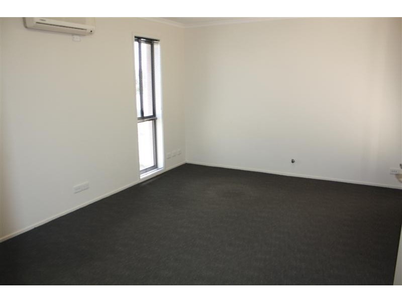 12 Sauer Road, New Gisborne VIC 3438