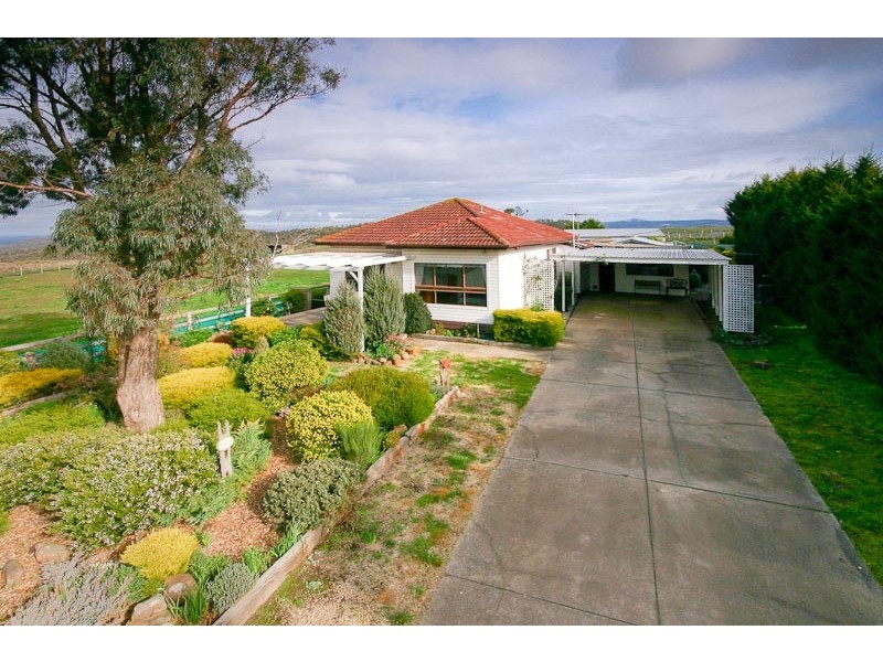 402 GISBORNE MELTON  ROAD, Toolern Vale VIC 3337
