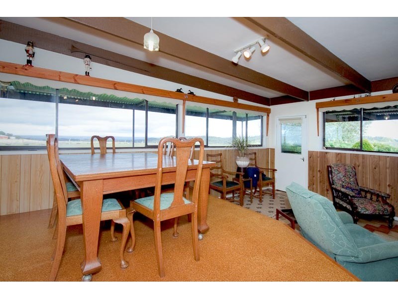 402 GISBORNE MELTON  ROAD, Toolern Vale VIC 3337