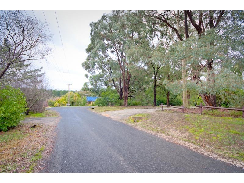 104A Howey St, Gisborne VIC 3437