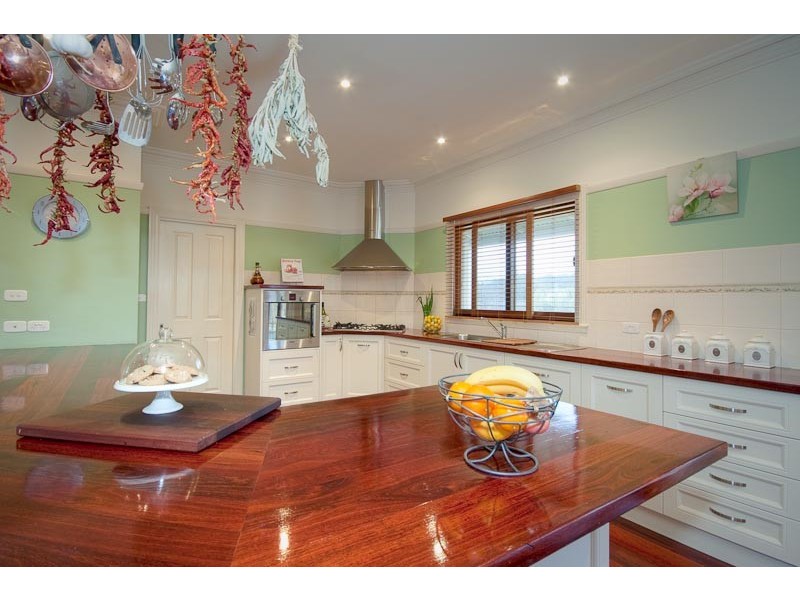 12 COLEMAN COURT*, New Gisborne VIC 3438