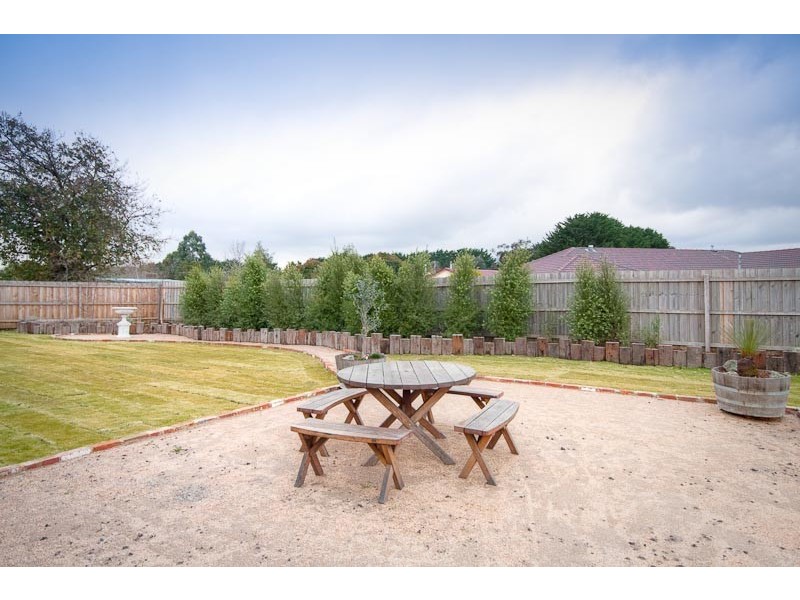 12 COLEMAN COURT*, New Gisborne VIC 3438