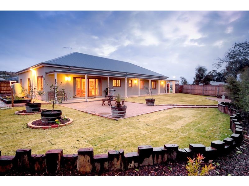 12 COLEMAN COURT, Gisborne VIC 3437