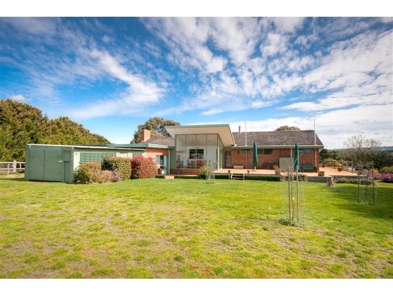 155 Benson Rd, Gisborne VIC 3437