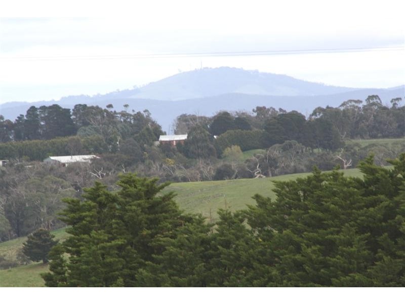 155 Benson Rd, Gisborne VIC 3437