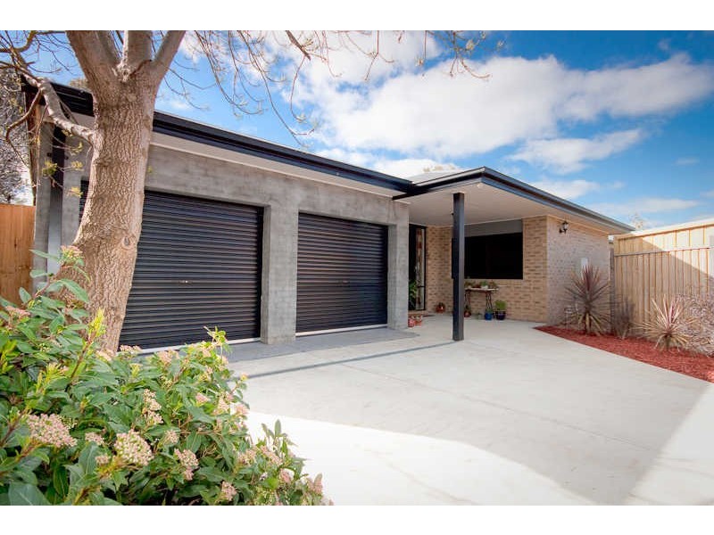 17A WORCESTER ROAD, Gisborne VIC 3437